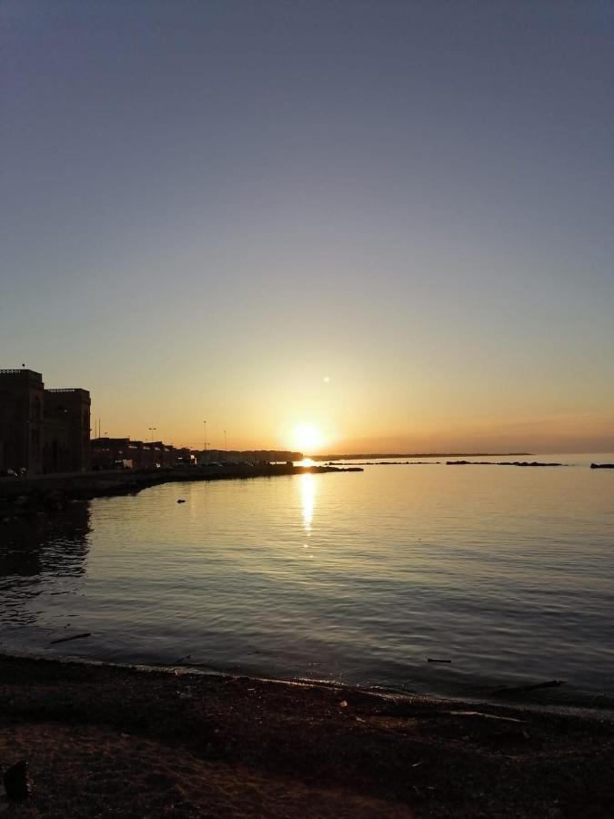 Pharos Villa Bari Bagian luar foto