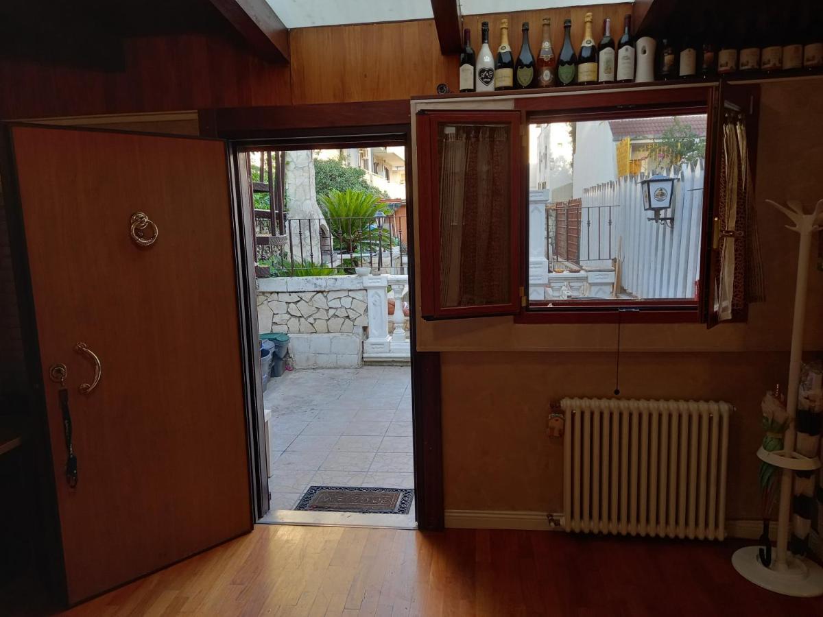Pharos Villa Bari Bagian luar foto